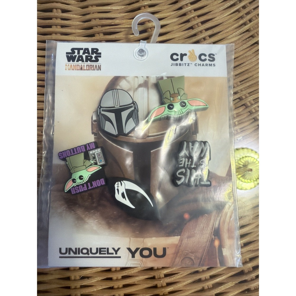 NWT Crocs Jibbitz Star Wars The Mandalorian Baby Yoda This is the Way 5 Pack